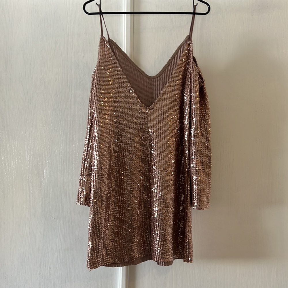 Zara dress - Picture 2 of 3